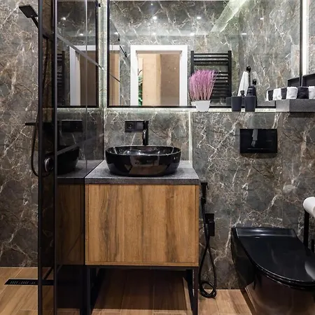 Alfa Kulisha 12 Apartamento