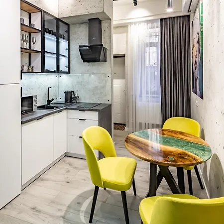 Apartman Alfa Kulisha 12 *