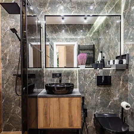 Alfa Kulisha 12 Apartment *