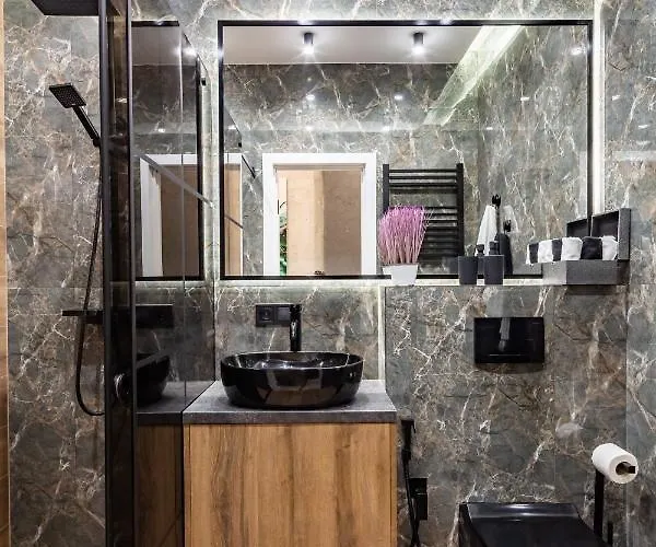 Alfa Kulisha 12 דירה *