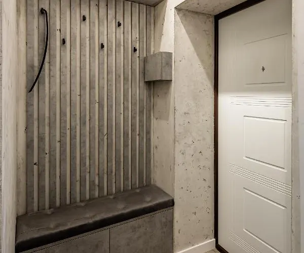 Alfa Kulisha 12 Leópolis