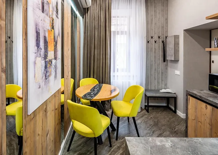 Alfa Kulisha 12 Apartamento Leópolis